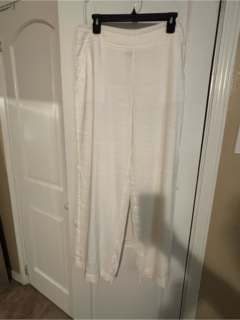 Chico's White Wide-Leg Pull-On Pants